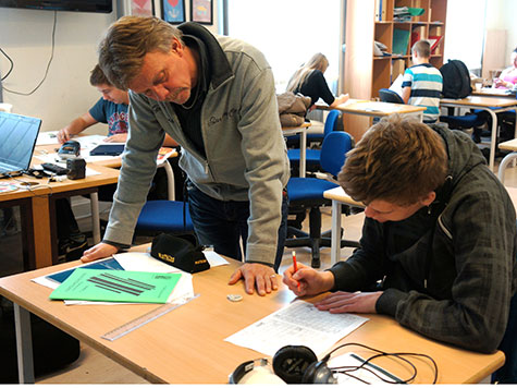 Roskilde Friskole fungerer som dagskole med specialundervisning.